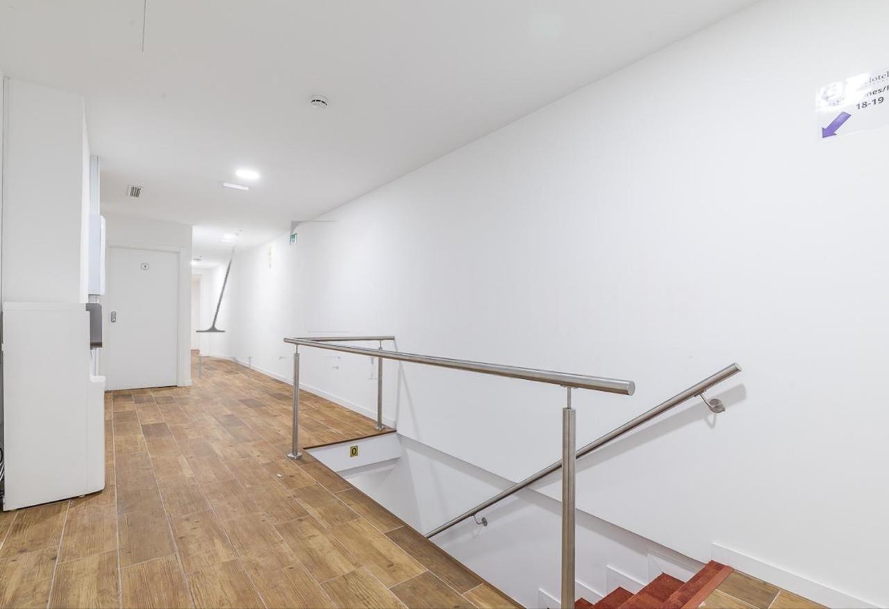Ayz Luis Cabrera-Auto Check-In Property — Photos 1